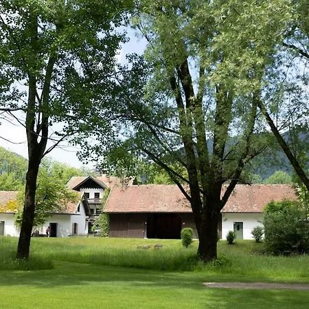 Apartment On Gut Buchwies Near Garmisch-partenkirchen